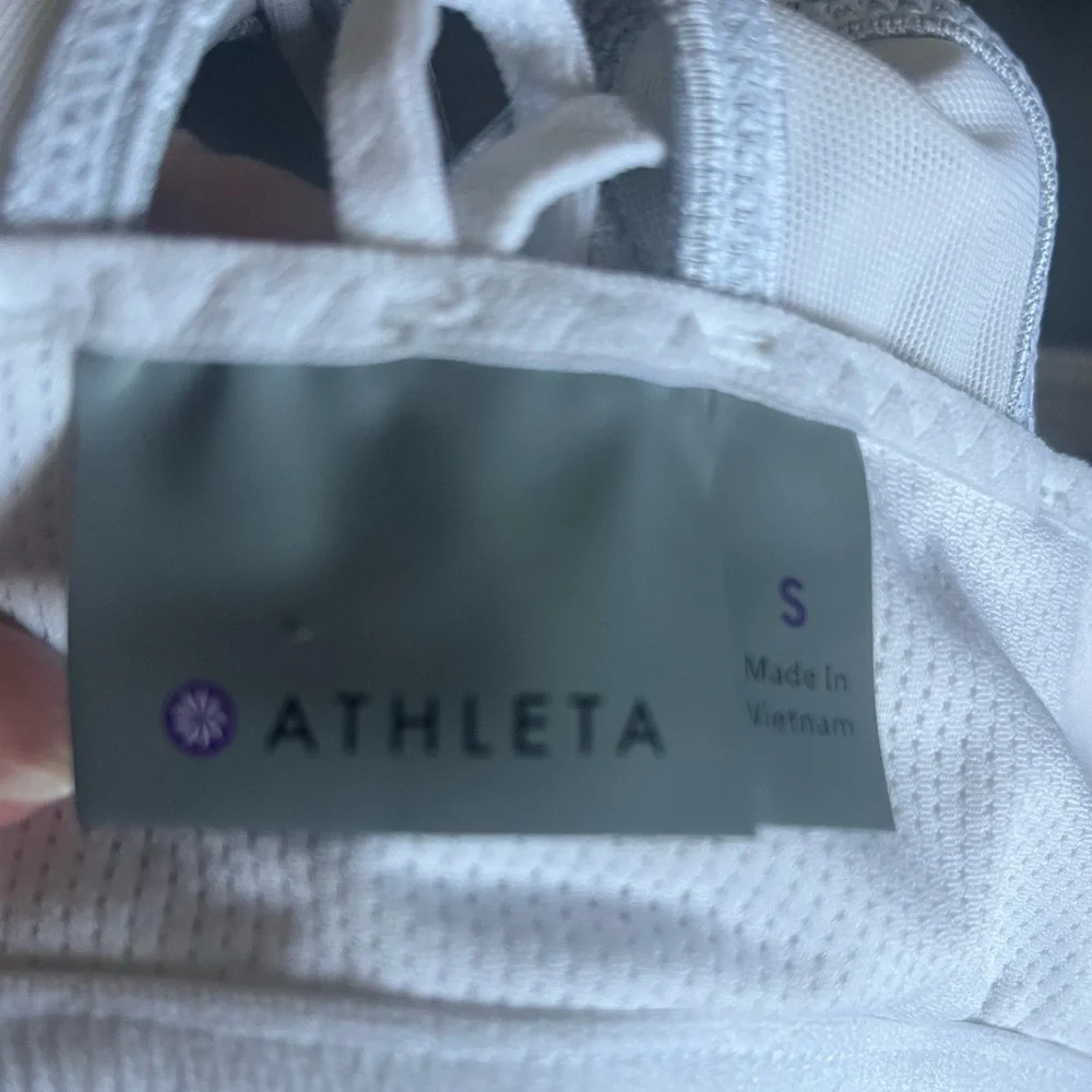 Athleta Light Gray Textured Strappy Sports Bra Sz. s